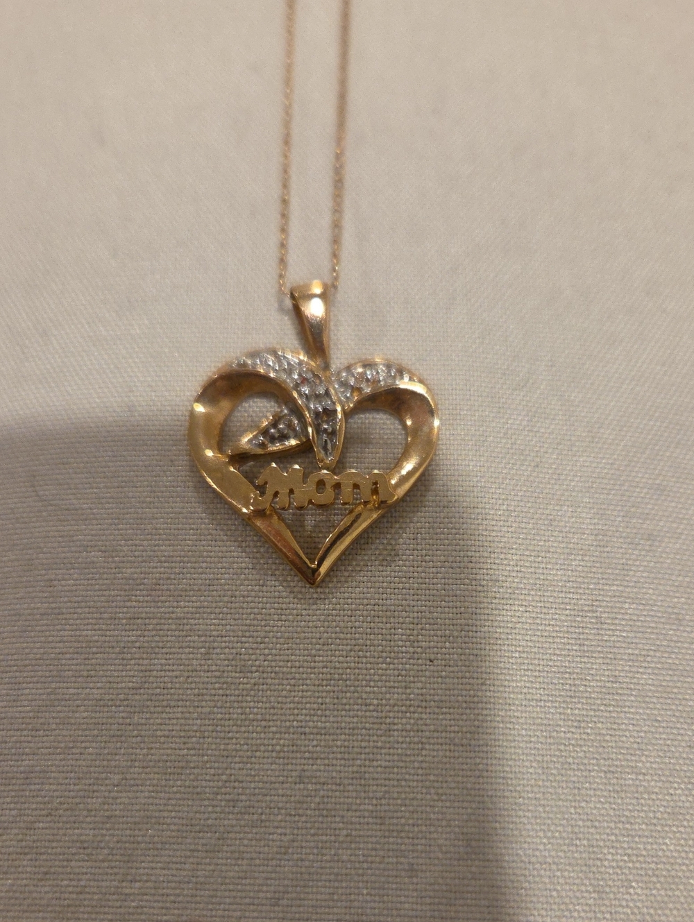 Vintage 10k Gold Mom Pendant